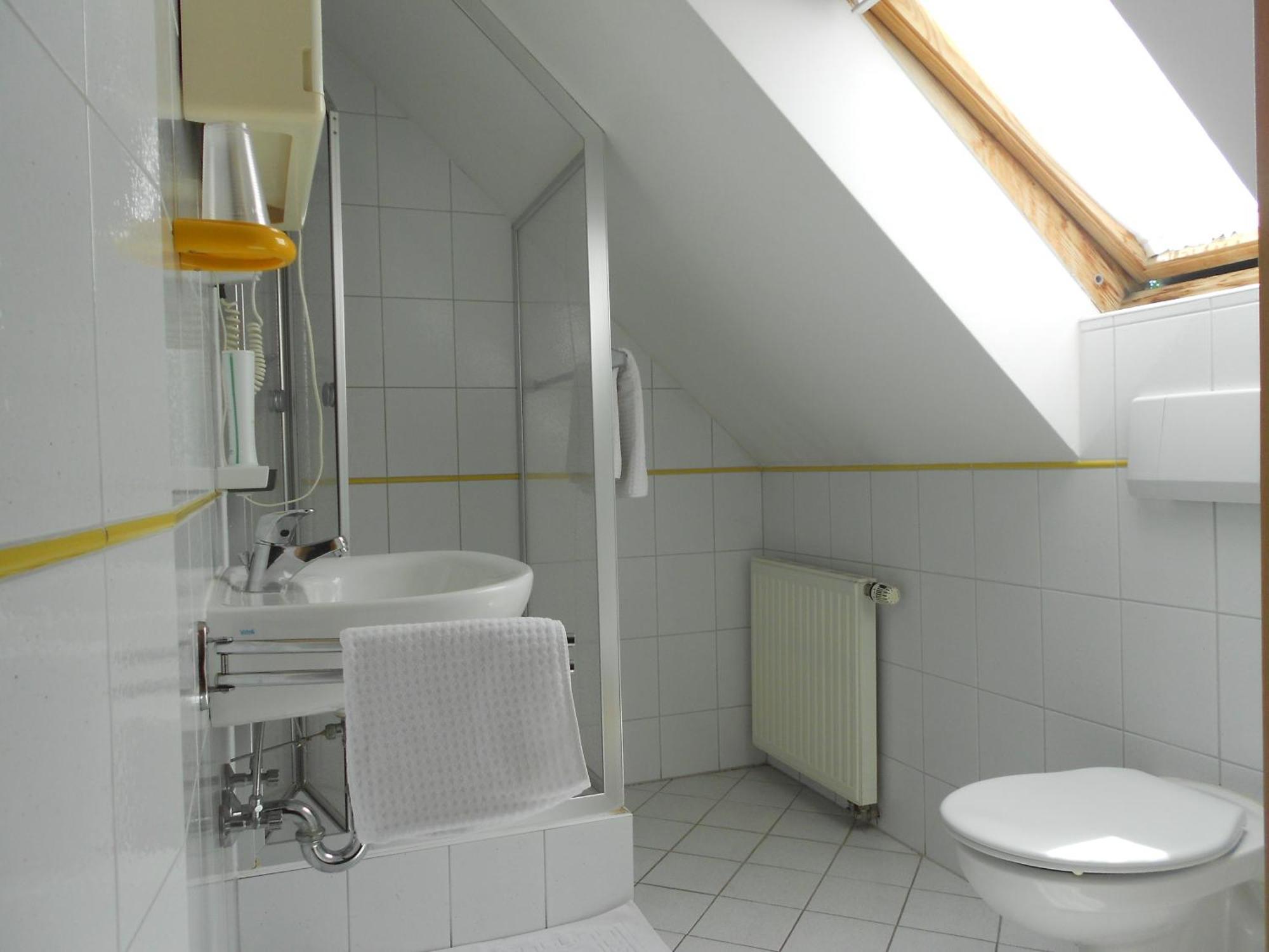 Apartment-Pension Schwalbennest Герцогенаурах Номер фото
