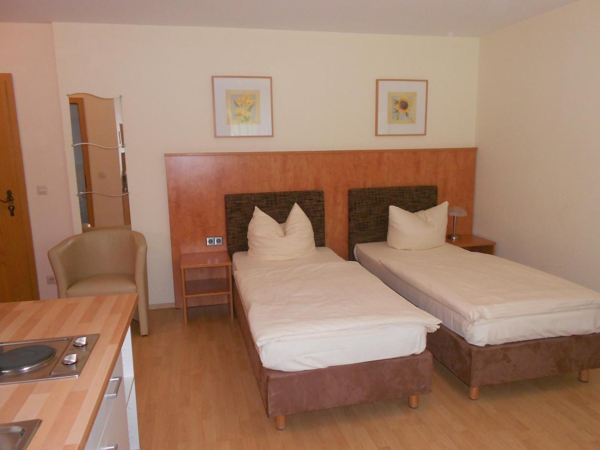 Apartment-Pension Schwalbennest Герцогенаурах Номер фото