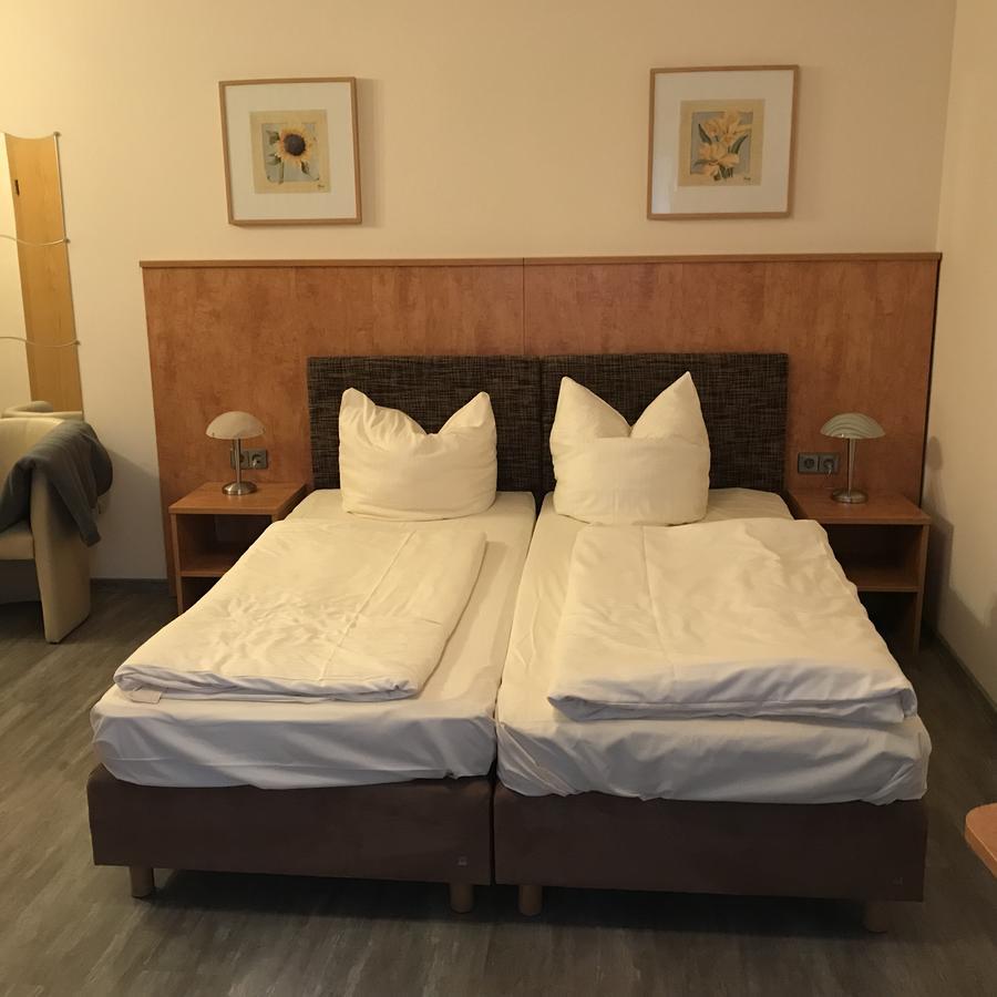 Apartment-Pension Schwalbennest Герцогенаурах Екстер'єр фото