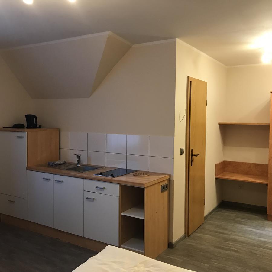 Apartment-Pension Schwalbennest Герцогенаурах Екстер'єр фото