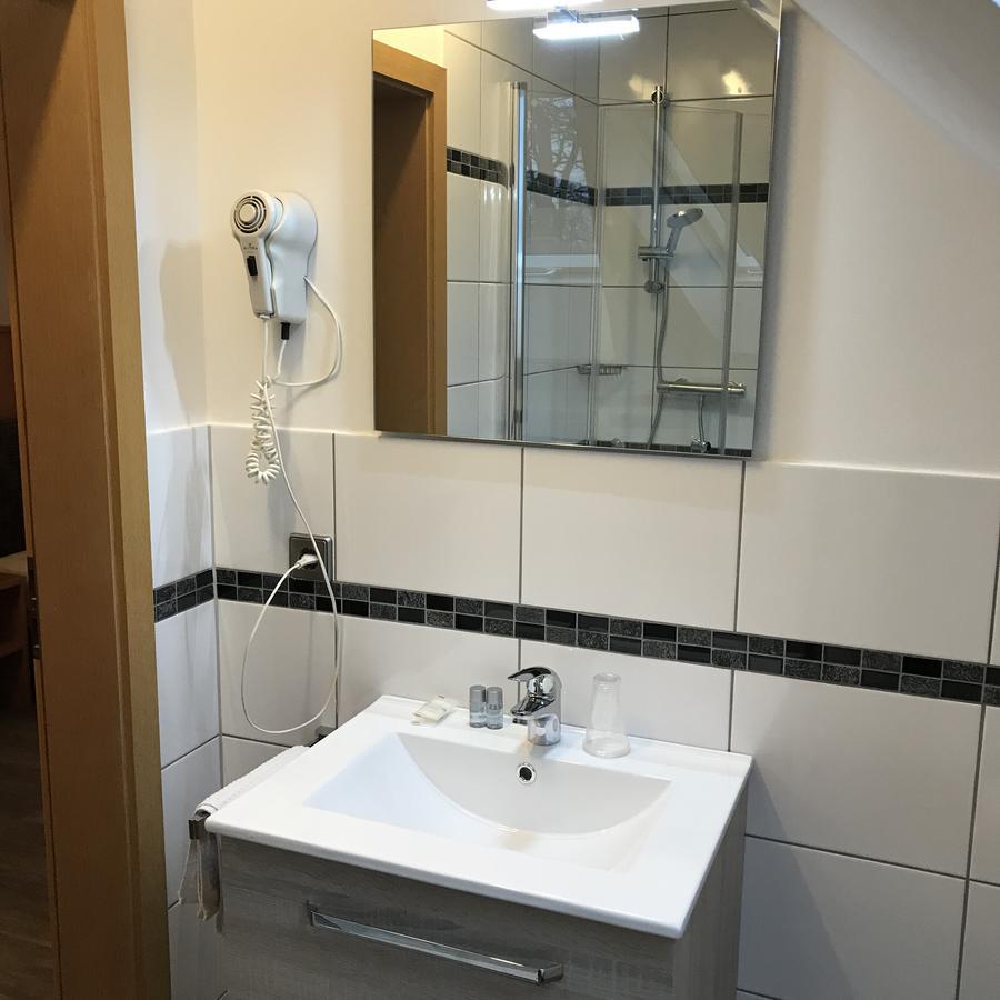 Apartment-Pension Schwalbennest Герцогенаурах Екстер'єр фото
